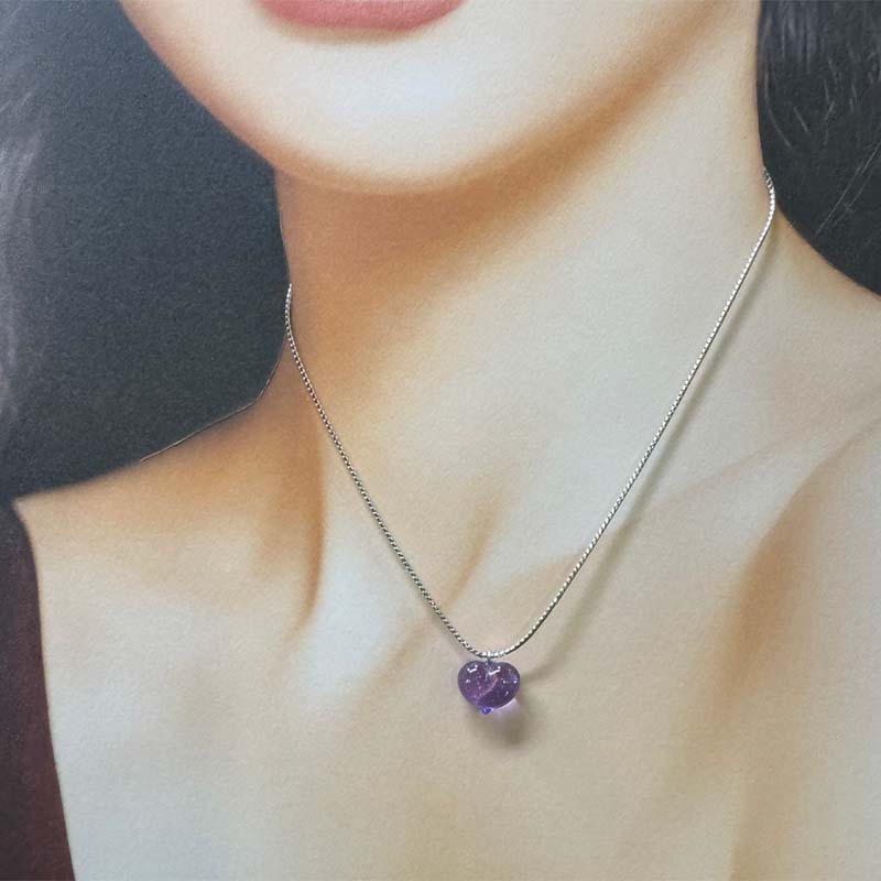 泡入りビーズのハート型ペンダント小（青紫） - 画像 (2)